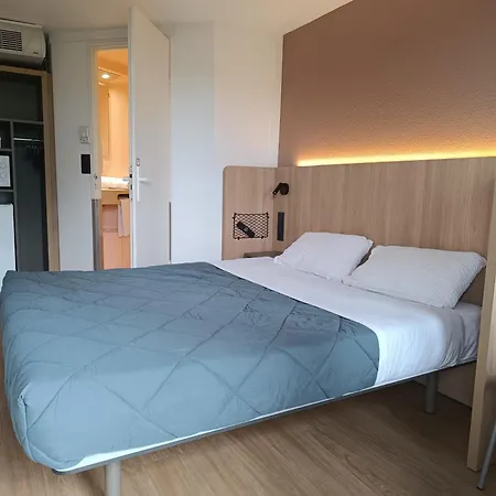 Hotel The Originals Access, Recouvrance Ouest *