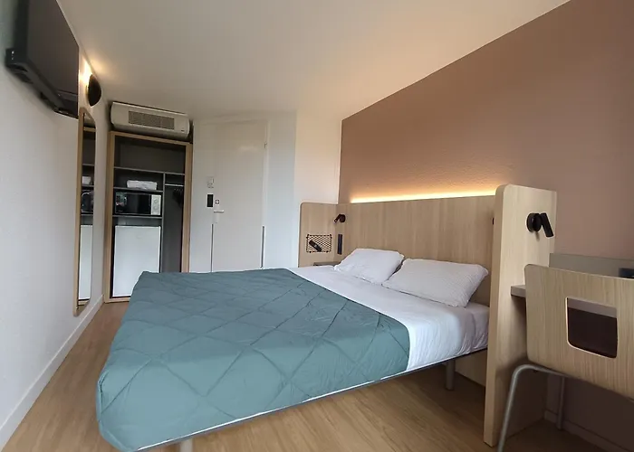 Premiere Classe Hotel